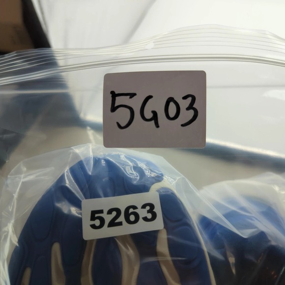 New Balance Fresh Foam X 1080v13 Shoes Womens Size 9.5 Blue Running Sneakers - Picture 9 of 9